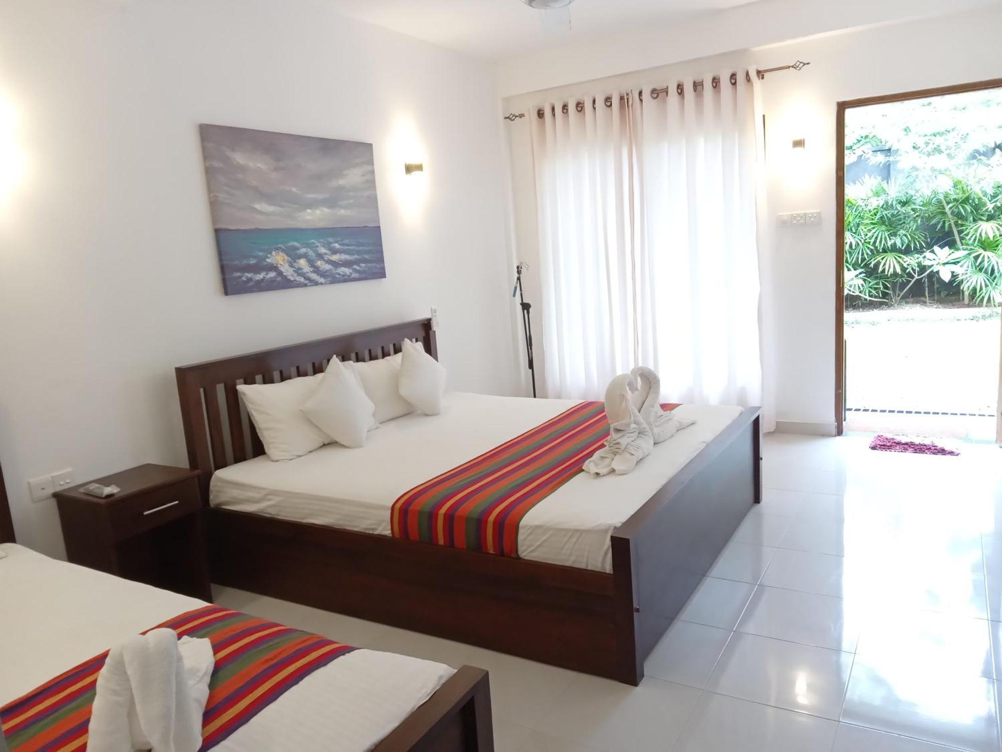 White Rose Safari Home Stay Udawalawe Dış mekan fotoğraf